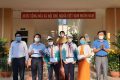 Trường THCS Bình Dương tổ chức thưởng nóng cho 02 học sinh đạt giải thủ khoa kỳ thi HSG lớp 9 cấp Huyện năm học 2021-2022.